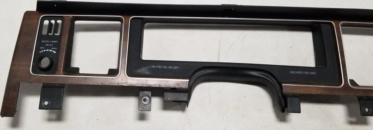 Speedometer Trim Cover Bezel for Ford LTD Crown Victoria (1989–1992)