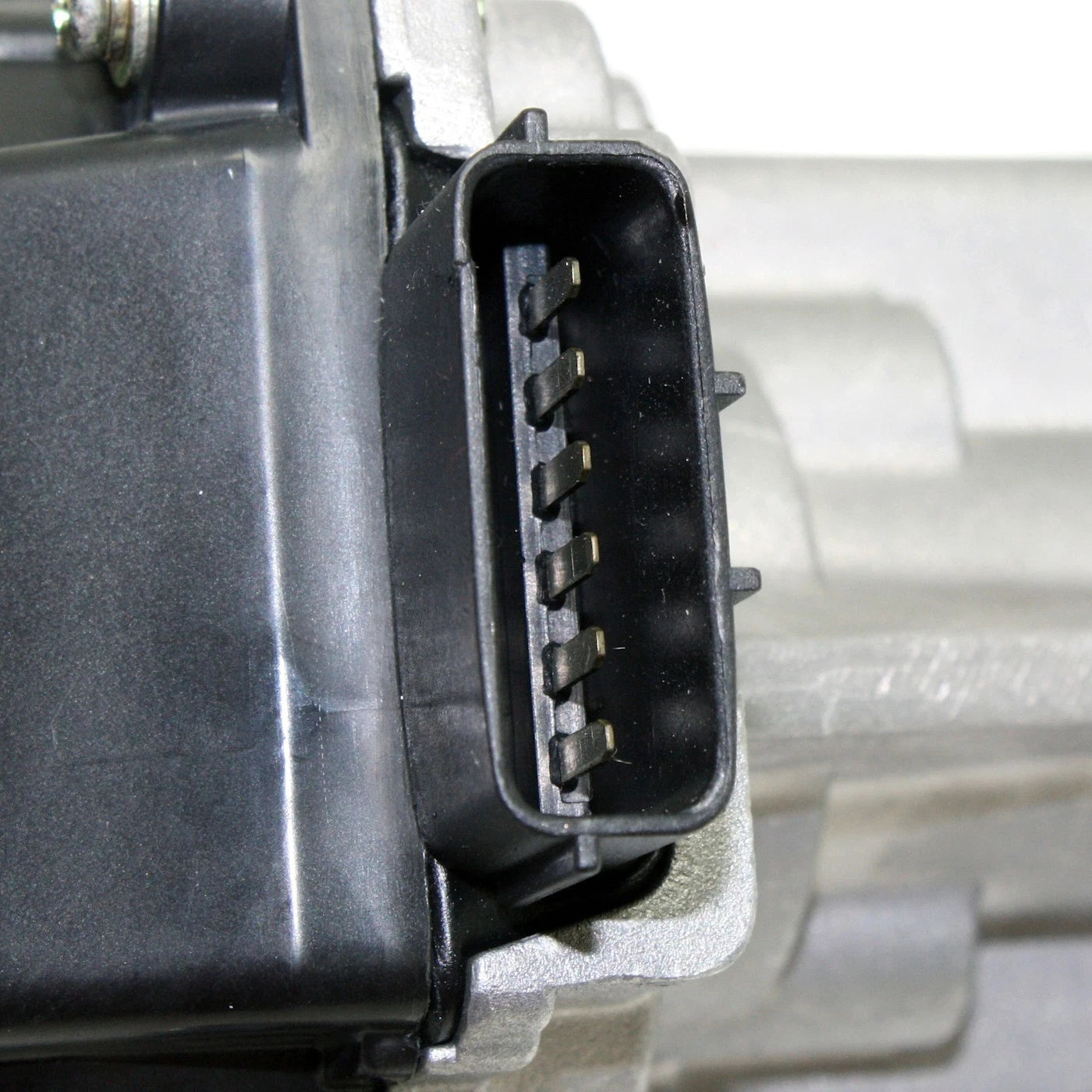 Ignition Distributor for Nissan Pickup (1996–1997) with Cap and Rotor