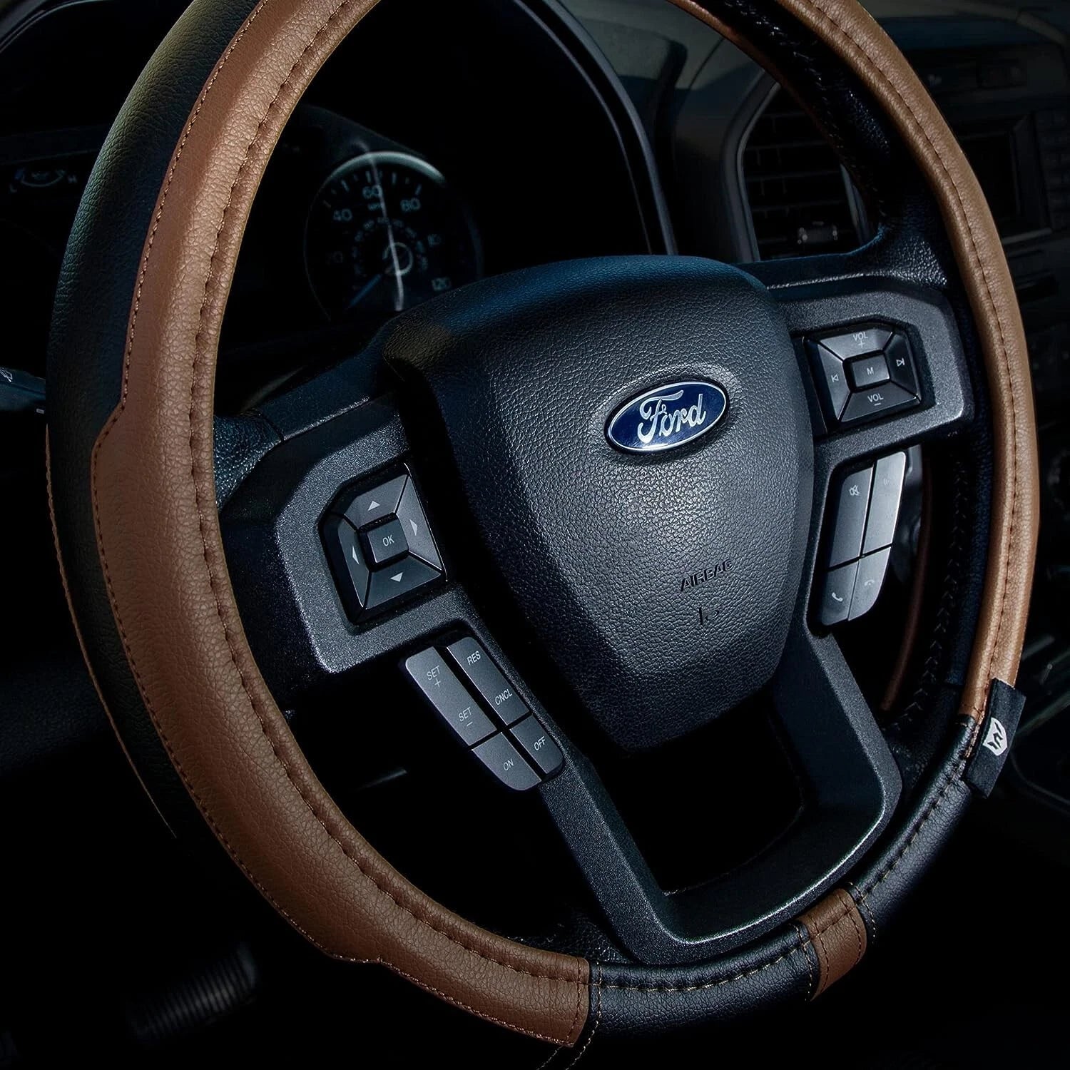 WeatherPro Steering Wheel Cover for Truck (Plasticolor 006747R01)