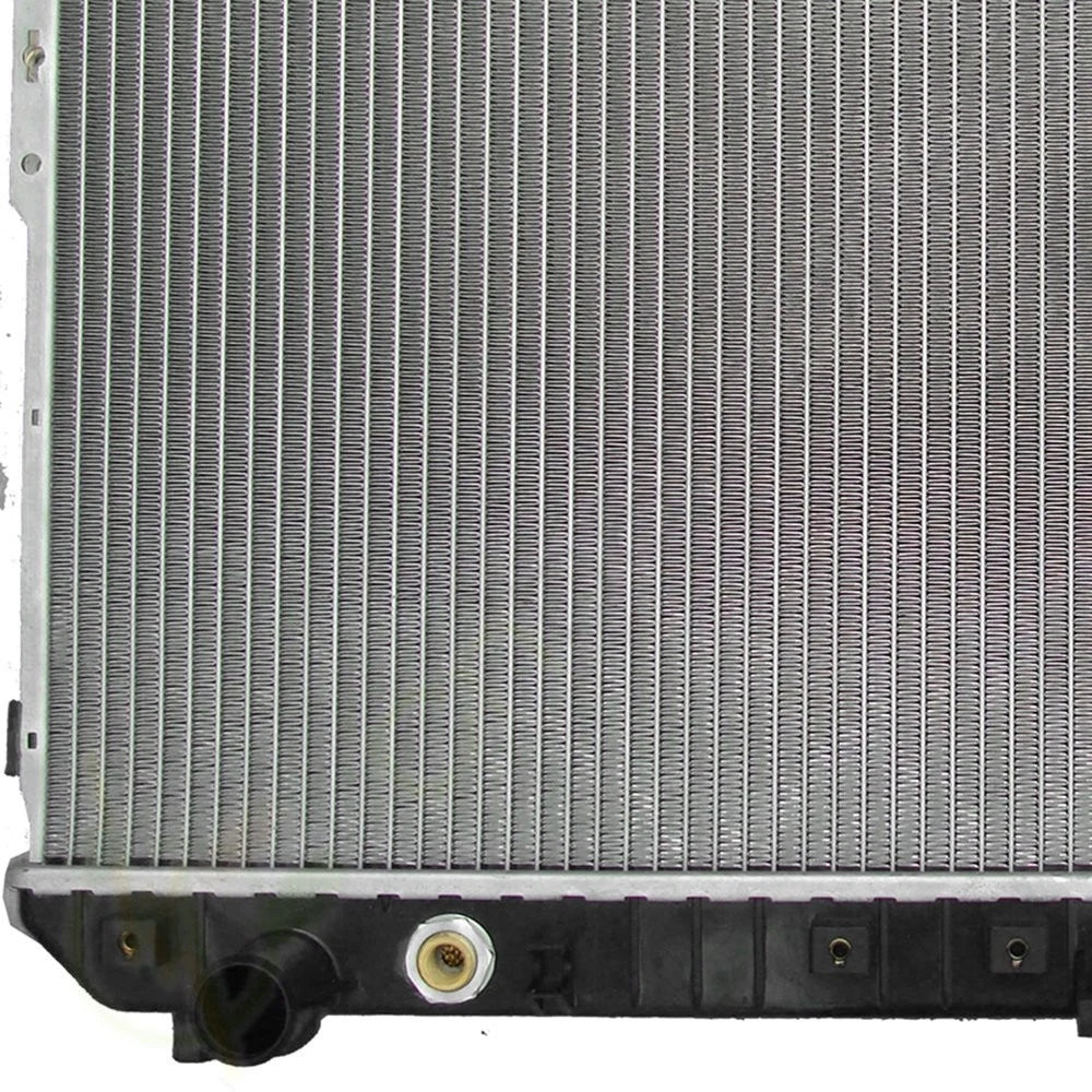 Aluminum Radiator for Chevrolet Optra/Suzuki Forenza (2004–2010)