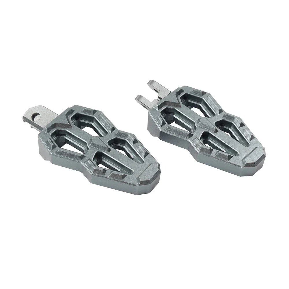 Front Foot Redal Titan Footpegs for Benelli TNT 600 300 302S QJMotor 350 400