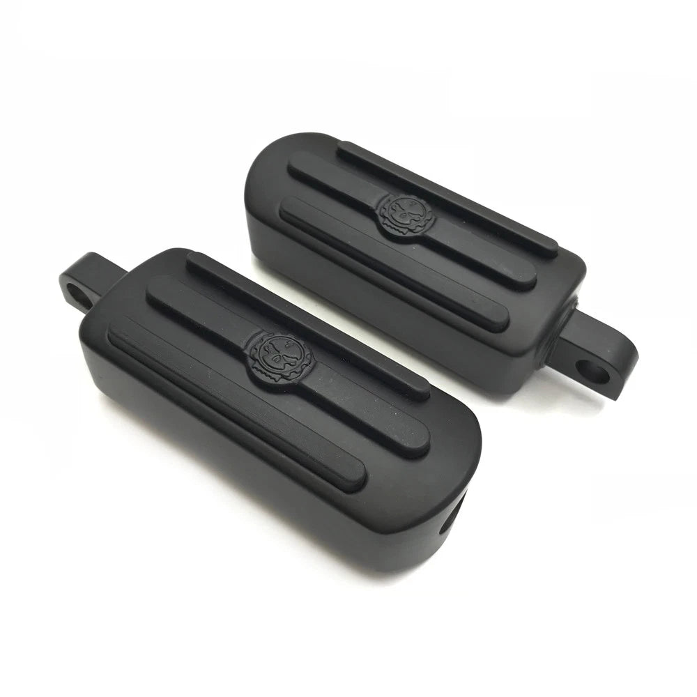 Black Gear Skull Footpegs for Harley Wide Glide Fat Boy Dyna (1984–2017)