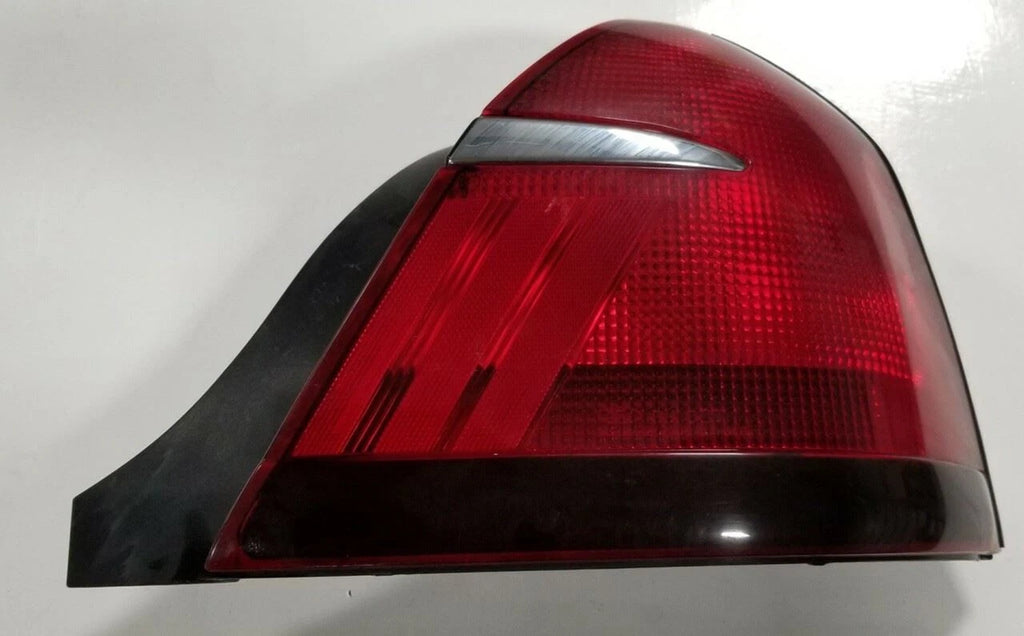 RH Tail Light Brake Lamp for Mercury Grand Marquis (1998–2002) OEM