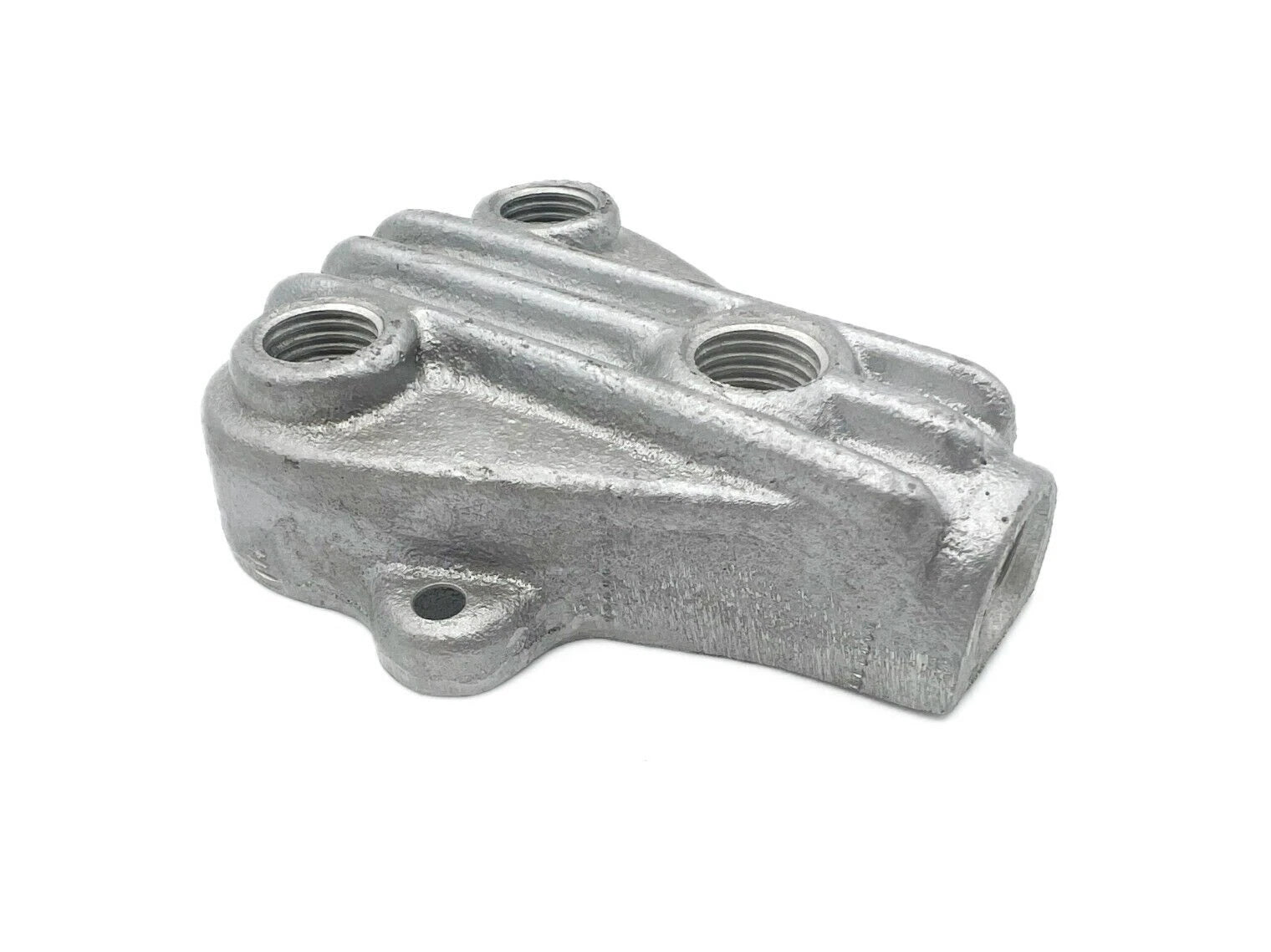 3 Port Unpolished Triangle Finned Fuel Distribution Block for Hot Rods (—)