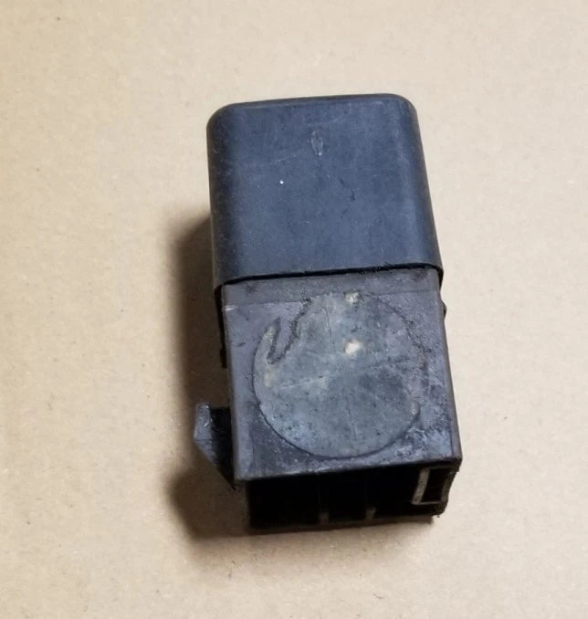 ABS Hydraulic Pump Relay for Ford Thunderbird SC Mark VII (1984–1993)