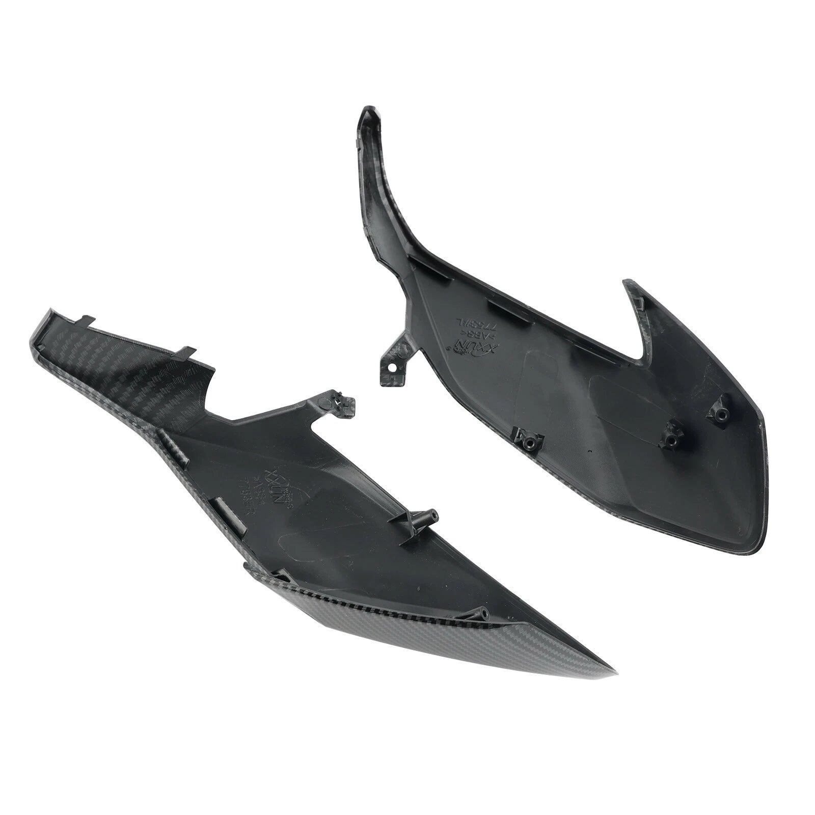 Carbon Front Side Headlight Panel for Yamaha Tracer 900/GT (2018–2020)