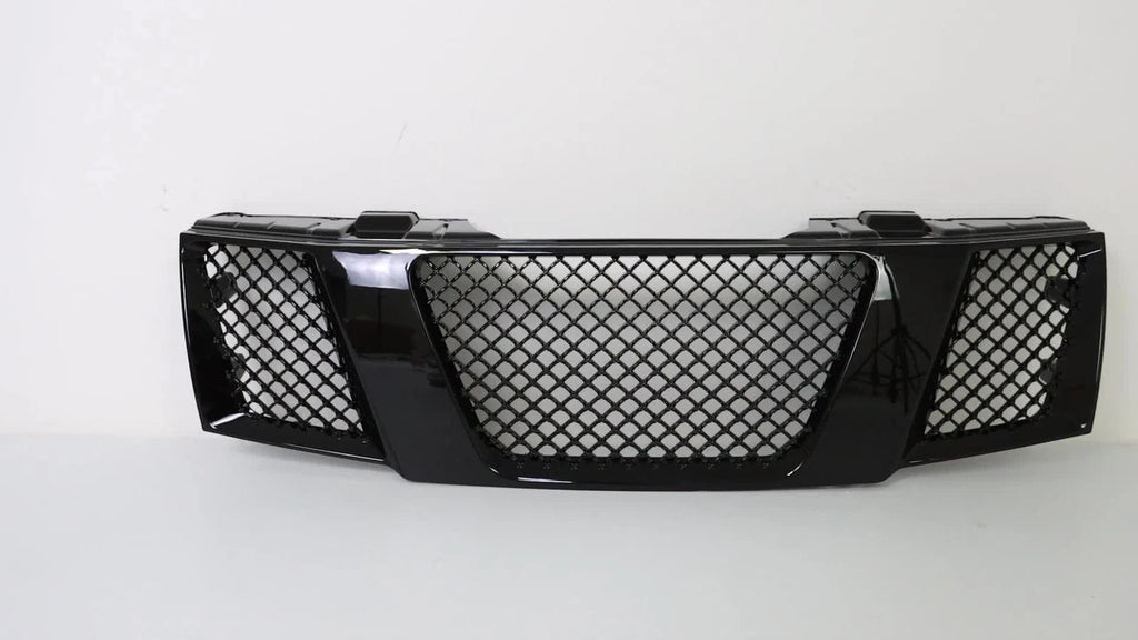Front Grill for Nissan Frontier (2005–2008) Mesh Gloss Black QH-NI-002