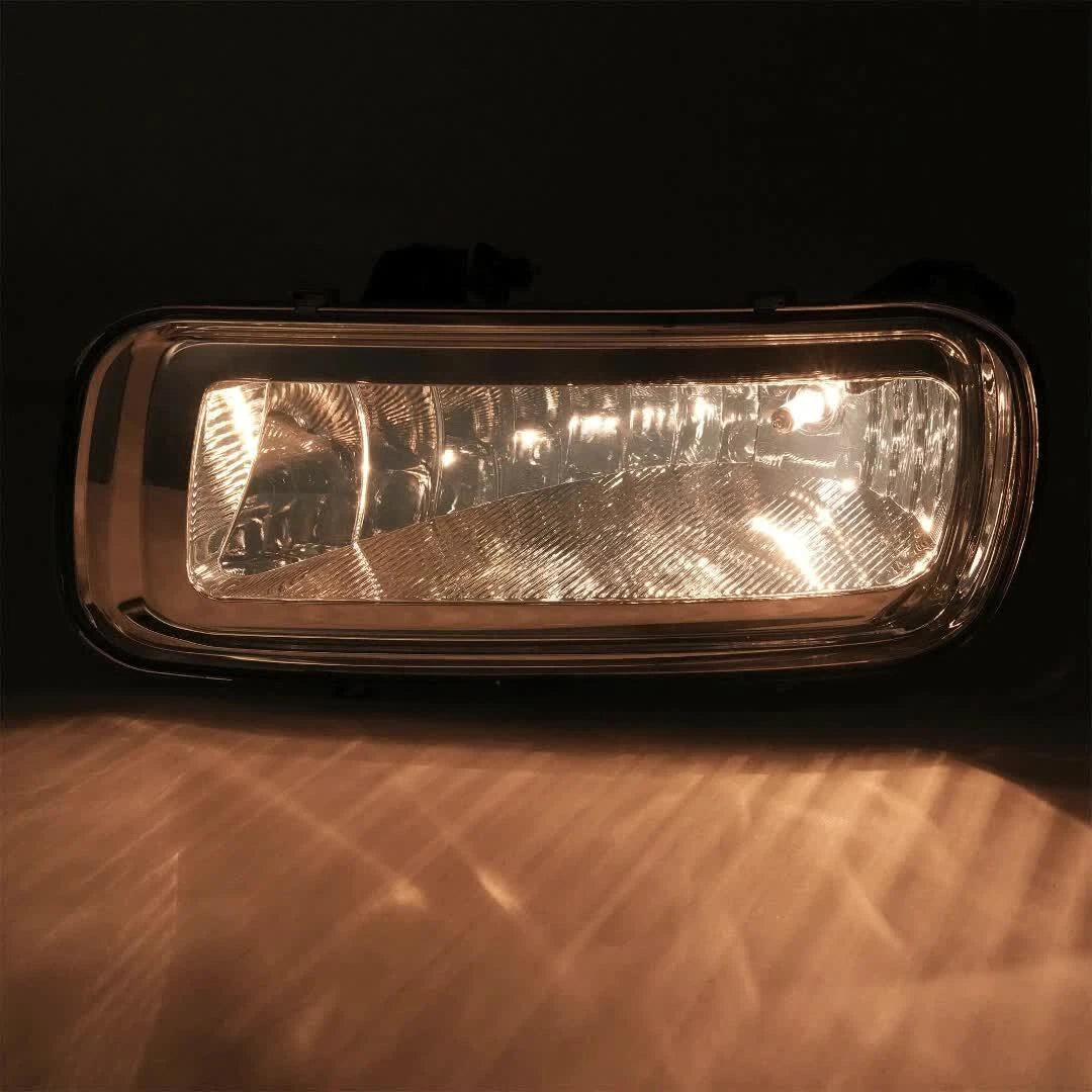 Left Side Fog Light with Bulb for Ford F-150 (2004-2006)