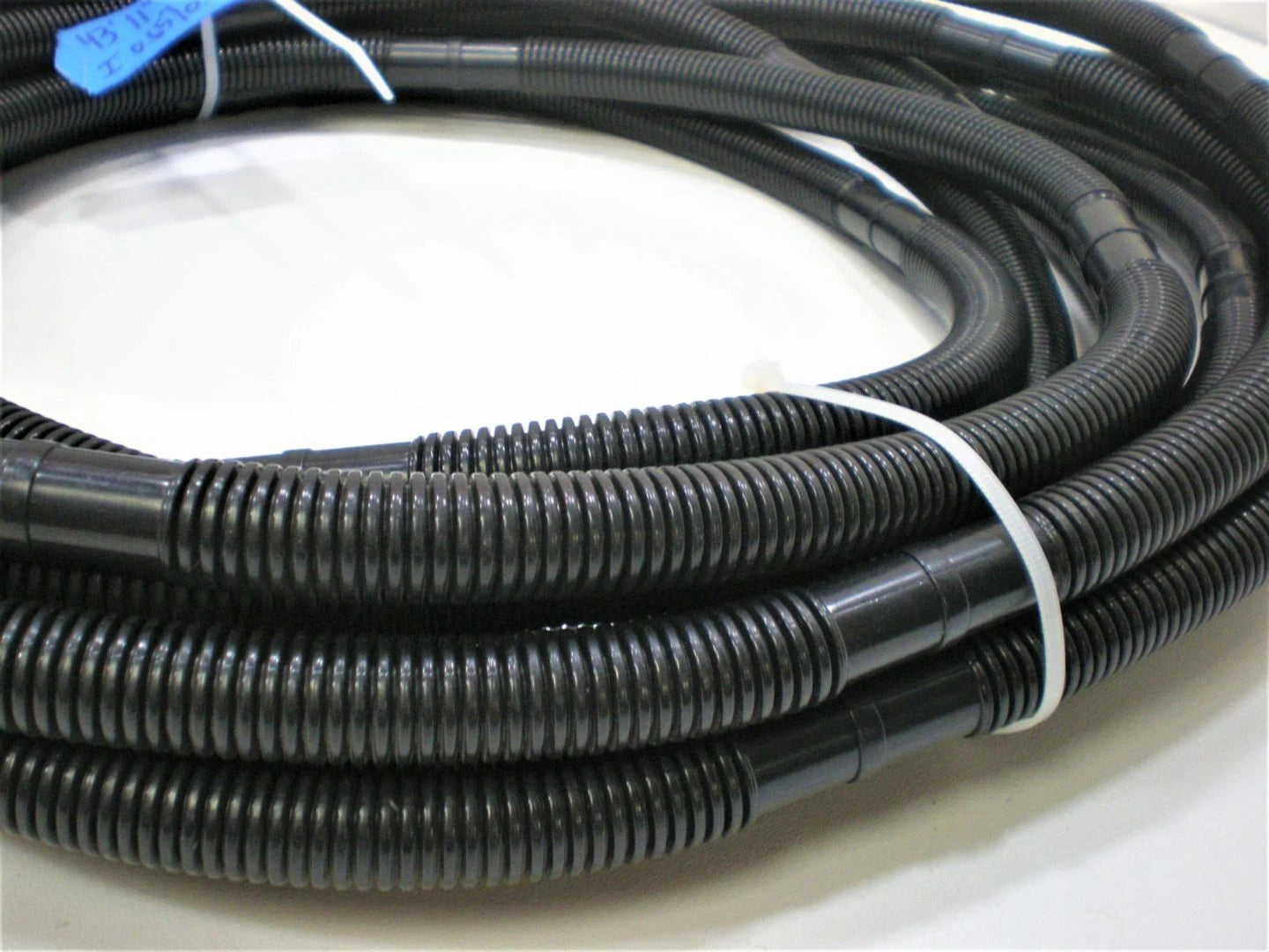 Corrugated Electrical Wiring Conduit Flex Tubing 0.65"x43'11" for Marine Boat