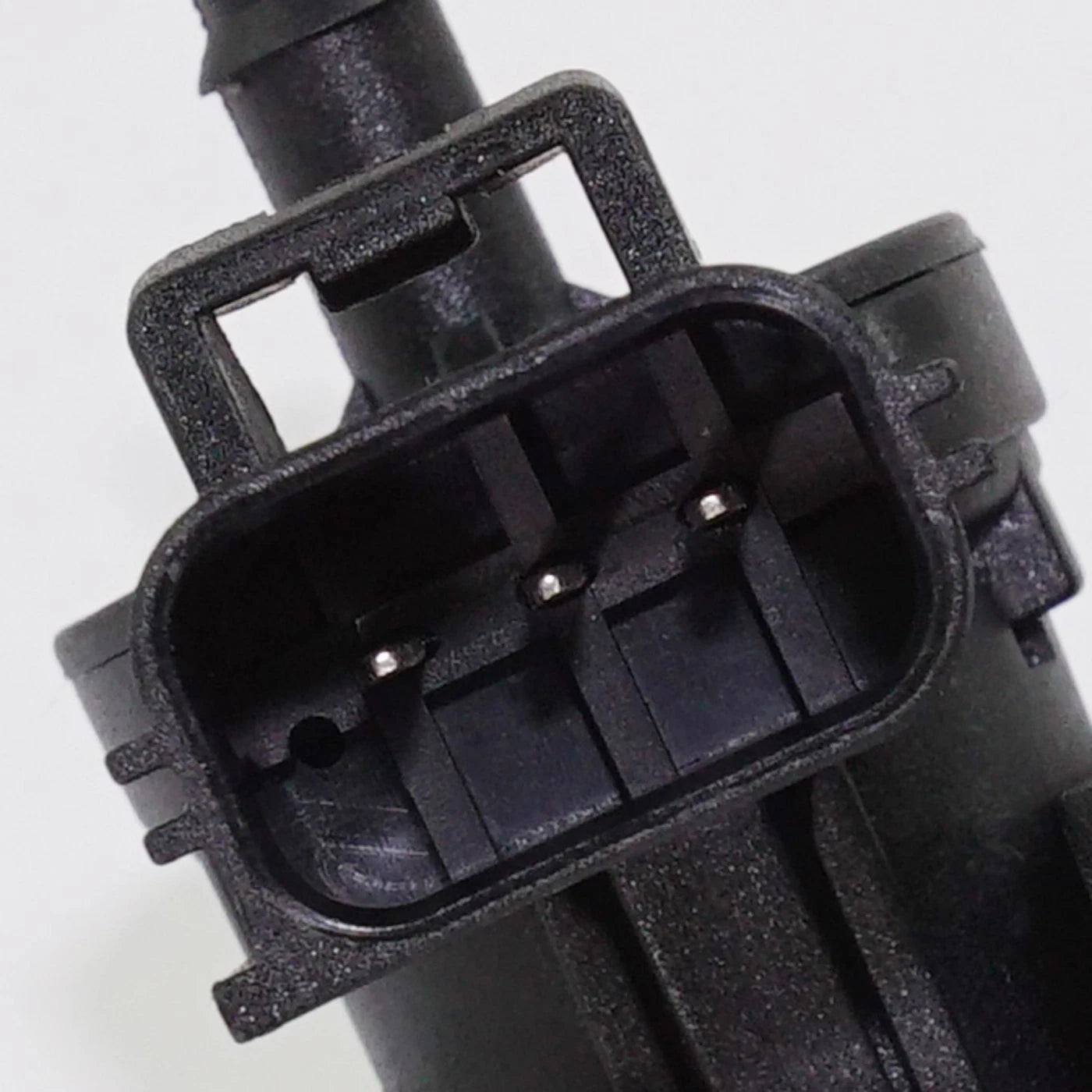 Fuel Pressure Sensor for Ford Focus (2000–2004)