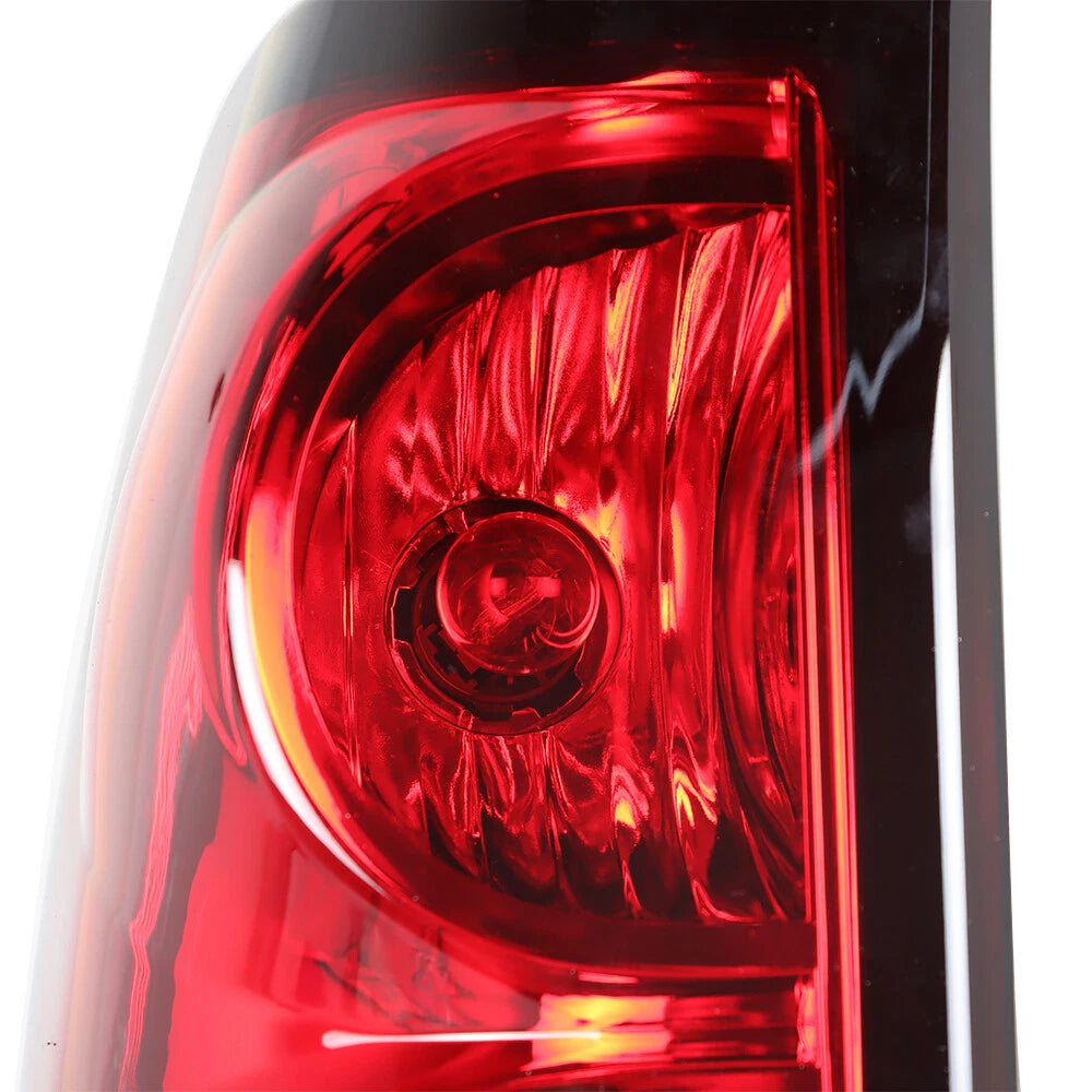 Tail Light Set for Silverado 1500 (2003â2006) Rear Halogen Lamps