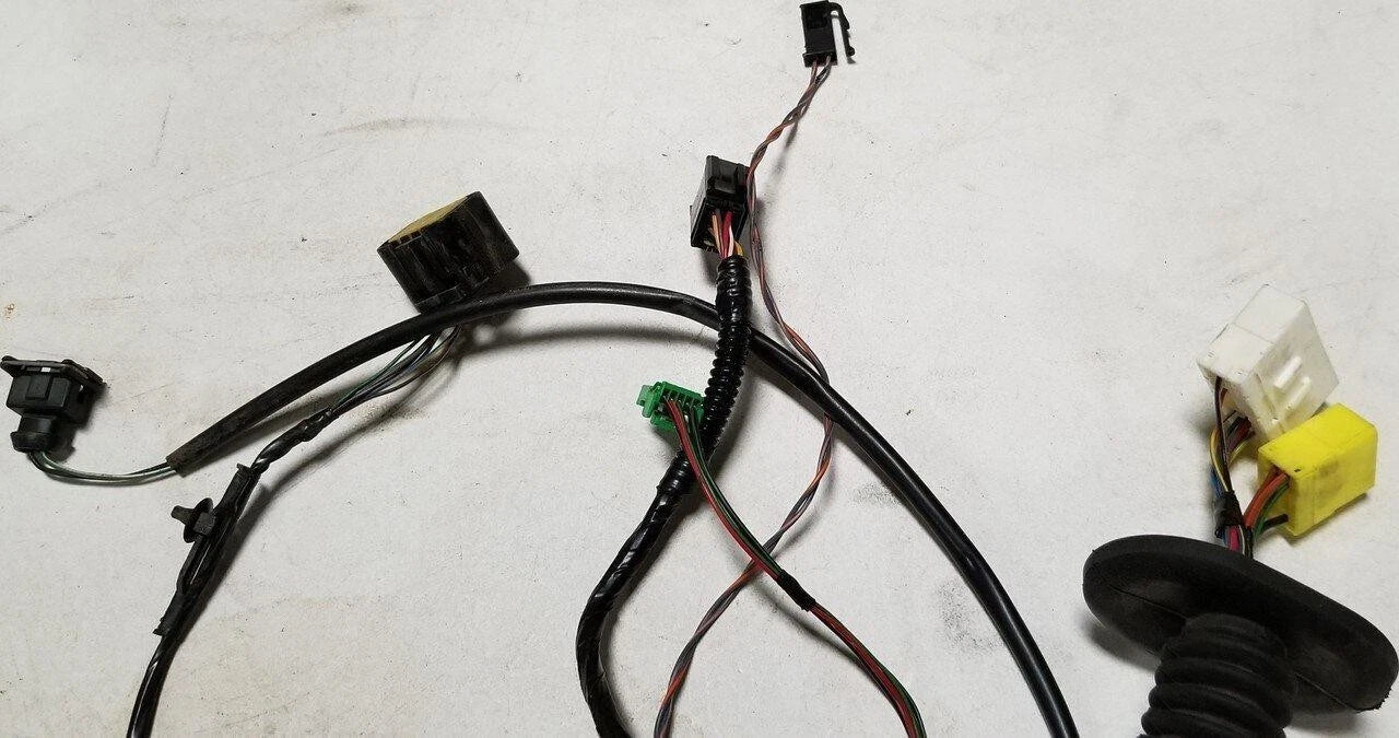 Front RH Passenger Door Wire Harness for Jaguar XJ8 XJR VDP (1998–2003) LN