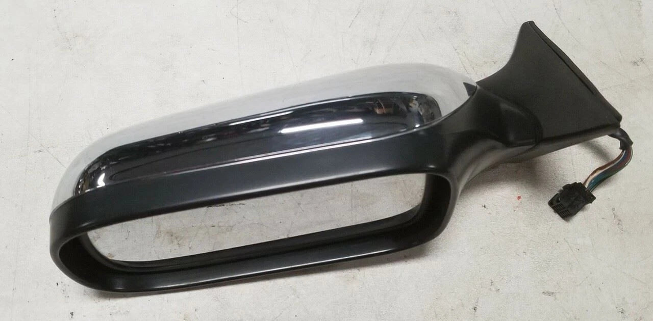 Left Driver Side View Door Mirror for Jaguar X308 XJ8 XJR VDP (1998–2003) Chrome