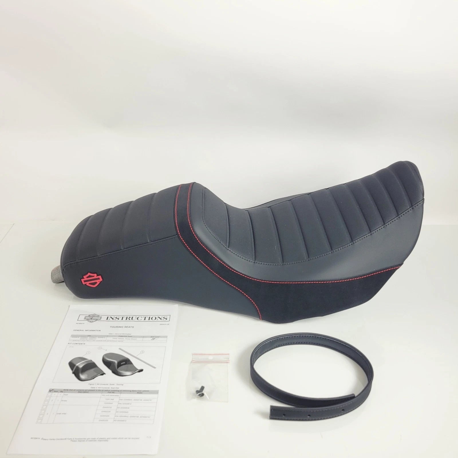 Switchback Seat for Harley-Davidson Touring (2014–2023) 52000756 Red Stitch