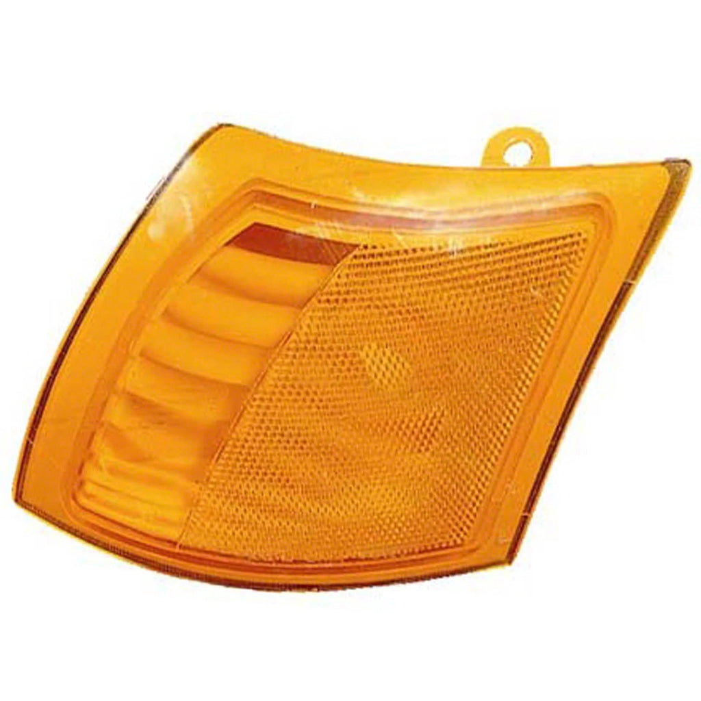 Replacement Passenger Side Front Marker Light Assembly for Saturn Vue (2002–2005)