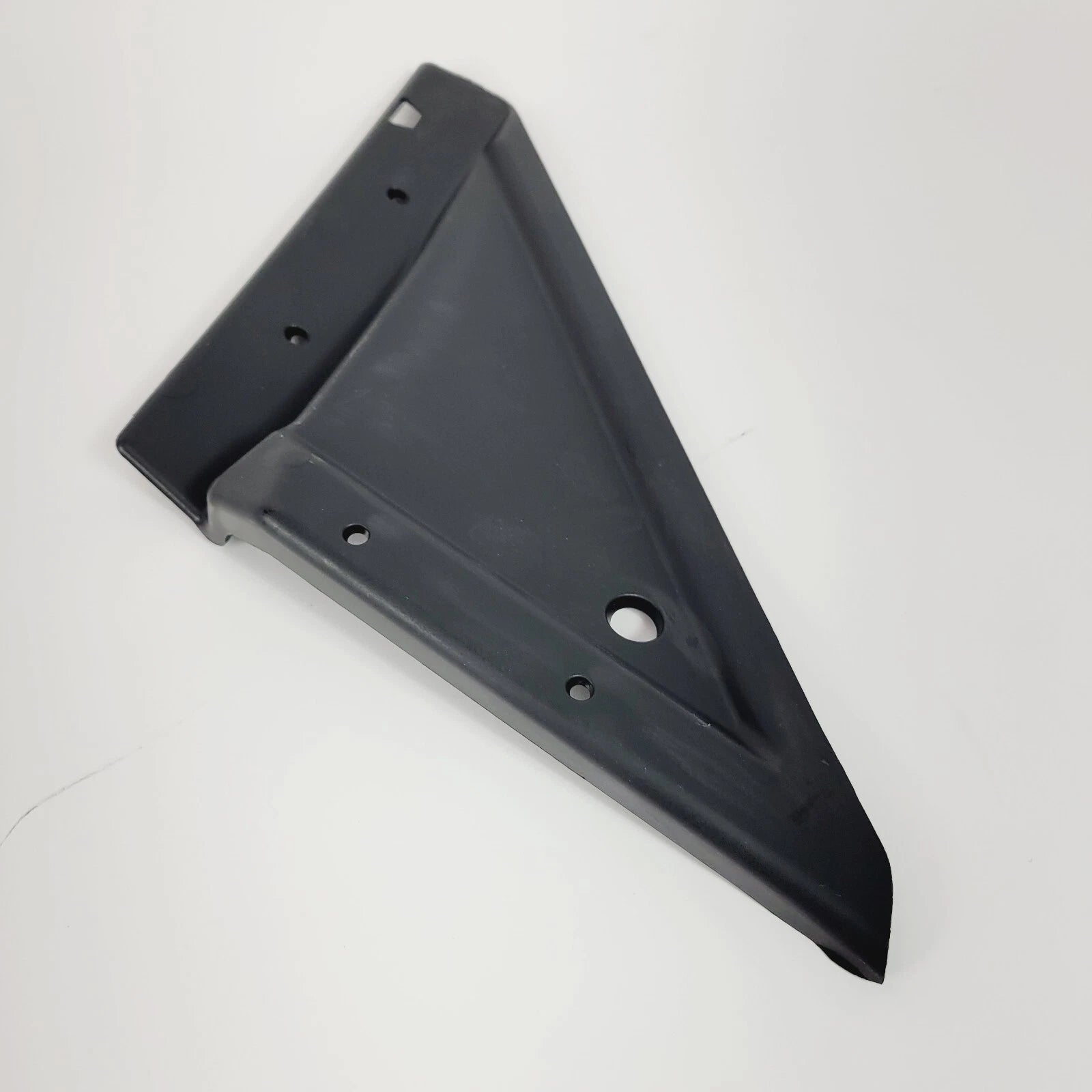 Retainer Splash Guard LH for Polaris Slingshot (2015–2024) 5453038