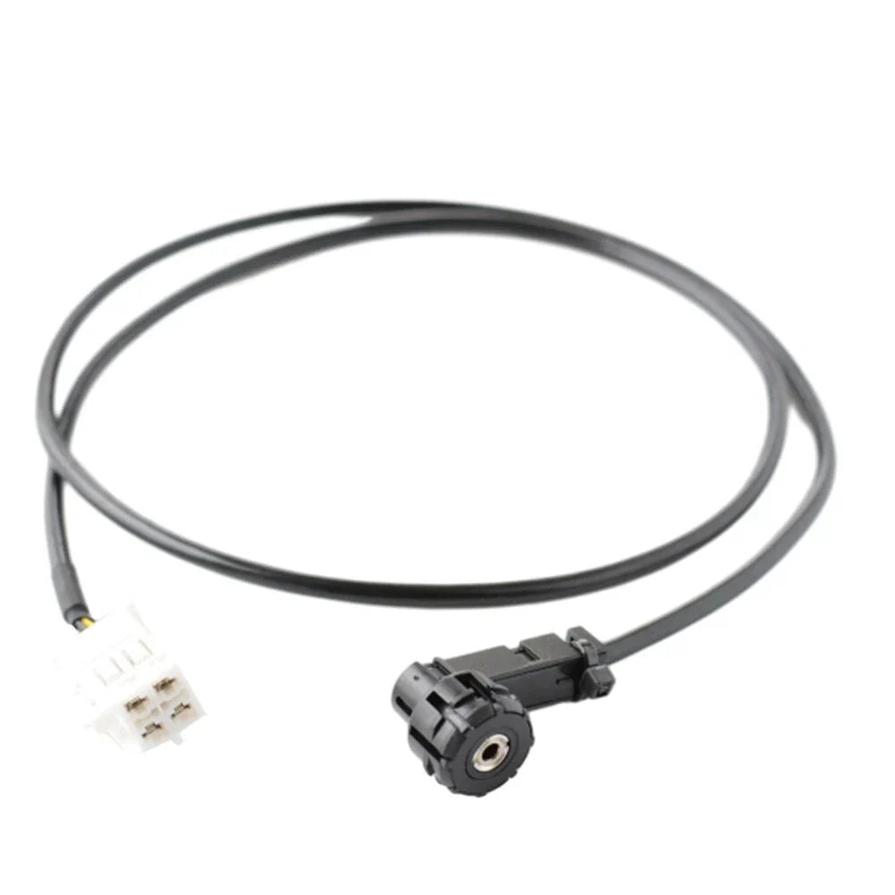 Aux Input Radio Cable 4pin for MERCEDES C CLASS W203 (2000–2007)