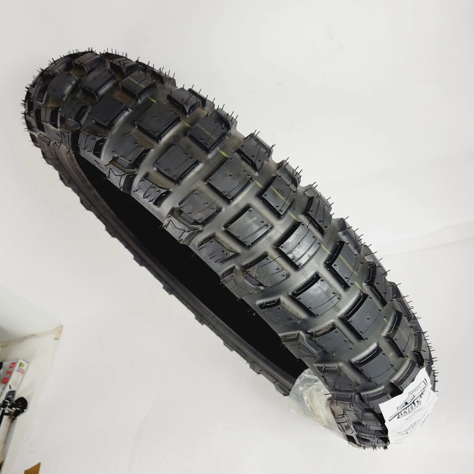 Michelin Anakee Wild Front Tire for Harley-Davidson Pan America (2021–2023) 120/70R19