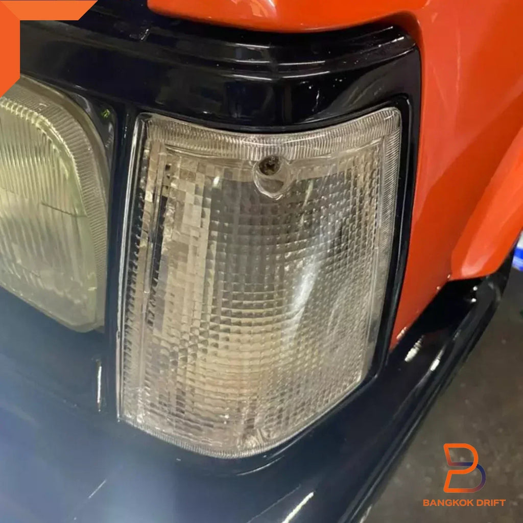 Clear Lens Corner Signal Lamp Bumper Light Set for Mazda B-Series (85-98)