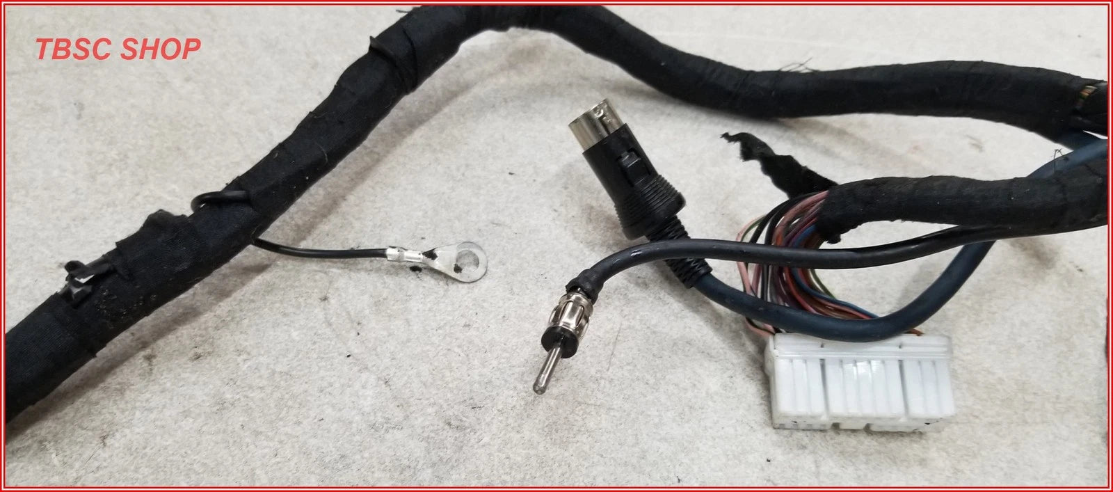 Radio AMP Link Harness for Jaguar XJ6 XJ12 VDP (1995–1997)