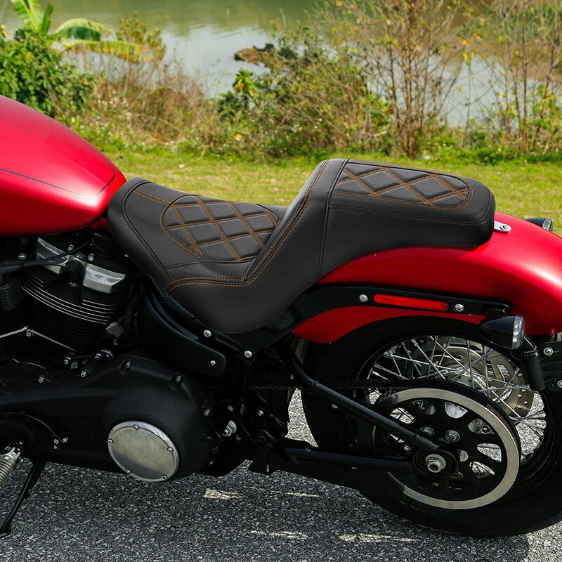 Driver & Passenger Seat for Harley Softail Standard Street Bob (2018–2025)