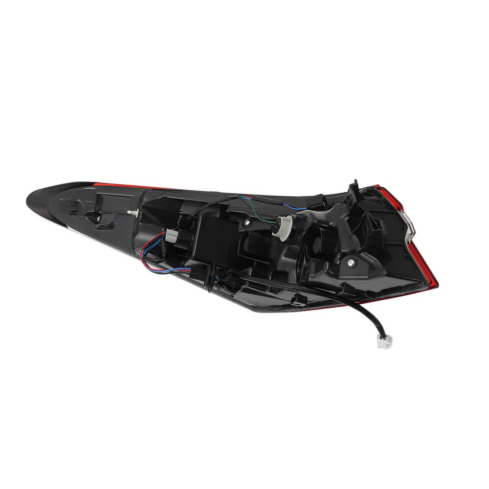 Right Passenger Side Halogen Tail Light for Toyota Camry (2021-2022)