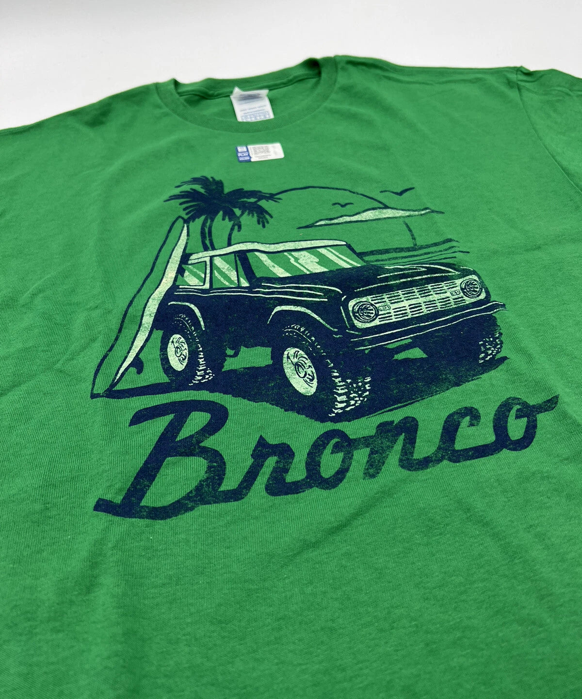 Ford Bronco T Shirt Green Beach Scene Script Logo Emblem for (1966–2024)