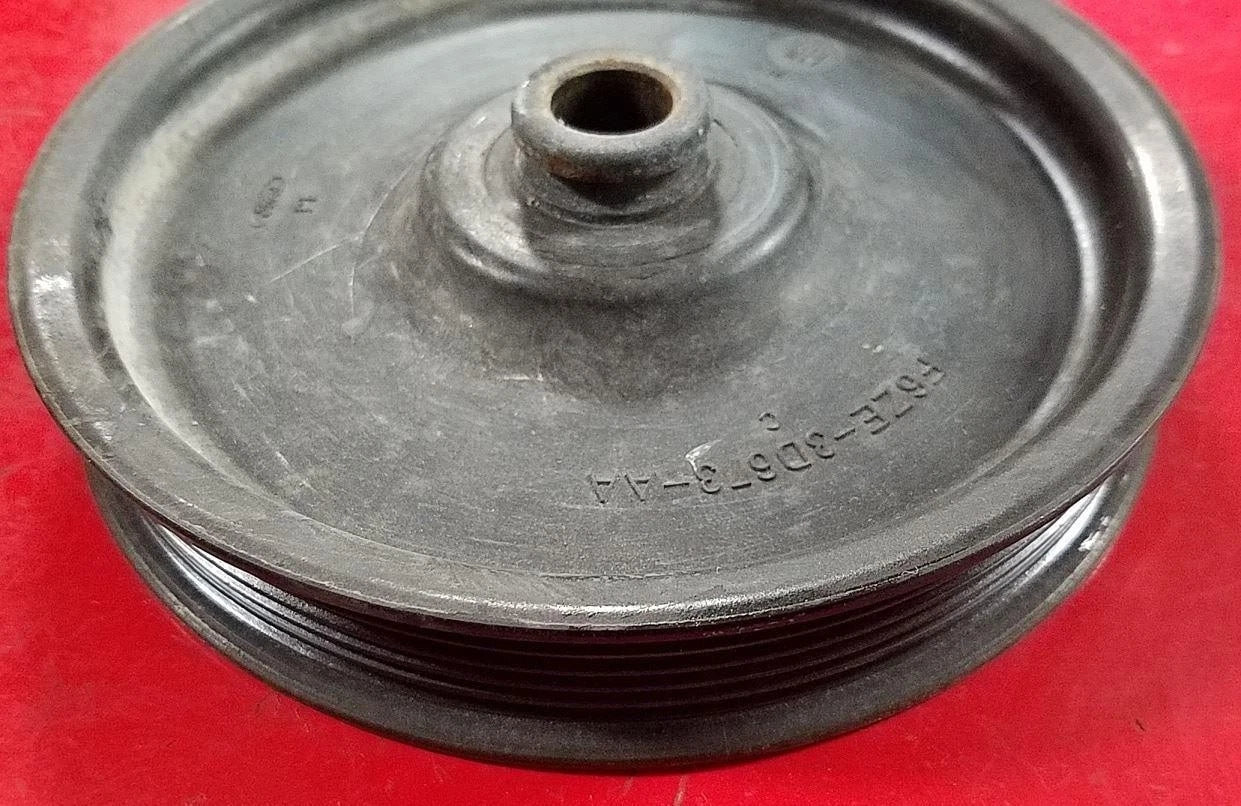 Power Steering Pump Pulley for Ford Thunderbird Cougar (1996–1997)