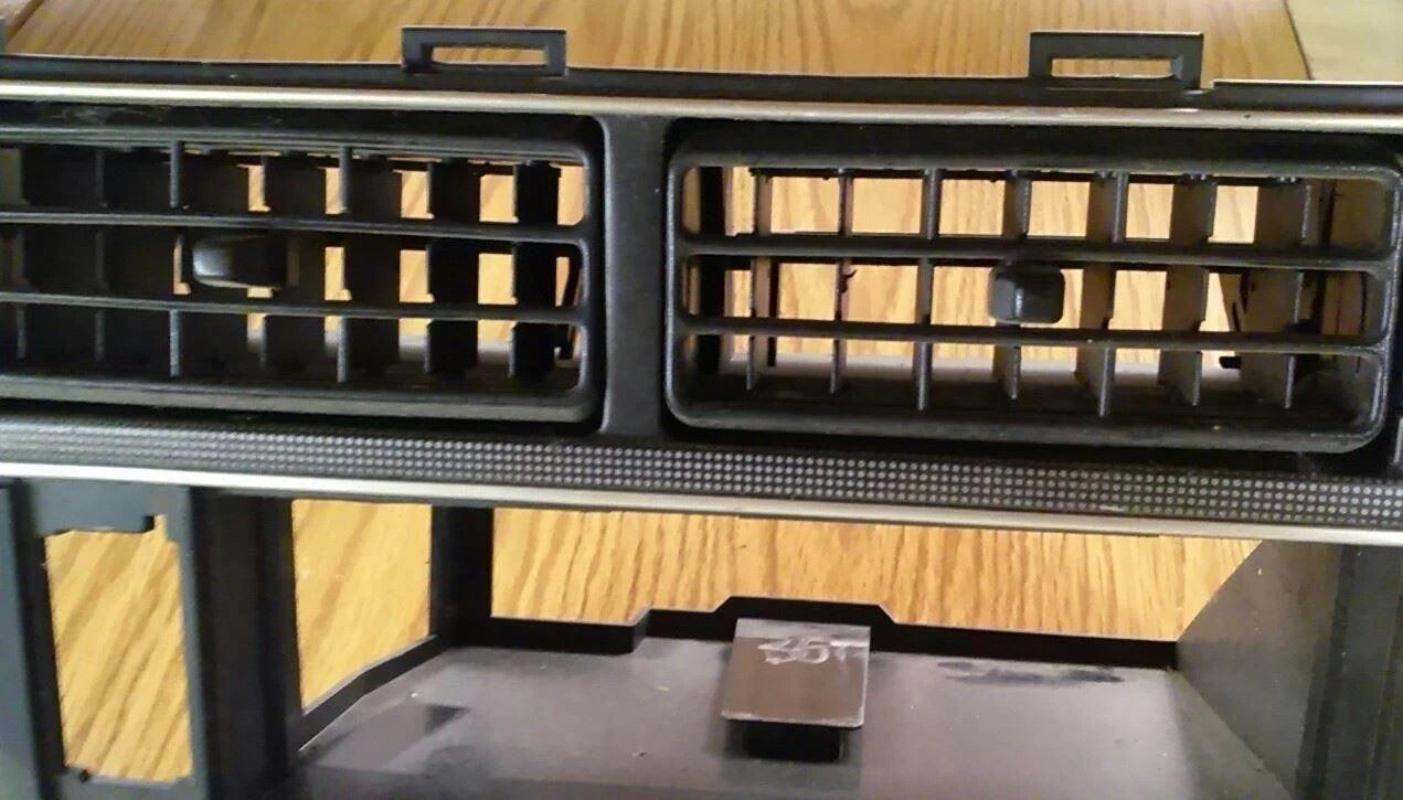 Air Vent Panels for Thunderbird Cougar (1989–1993) Grade B