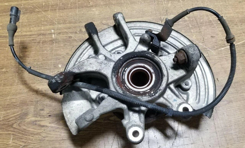 Left Rear Spindle Wheel Hub ABS for Lincoln LS (2000–2002)