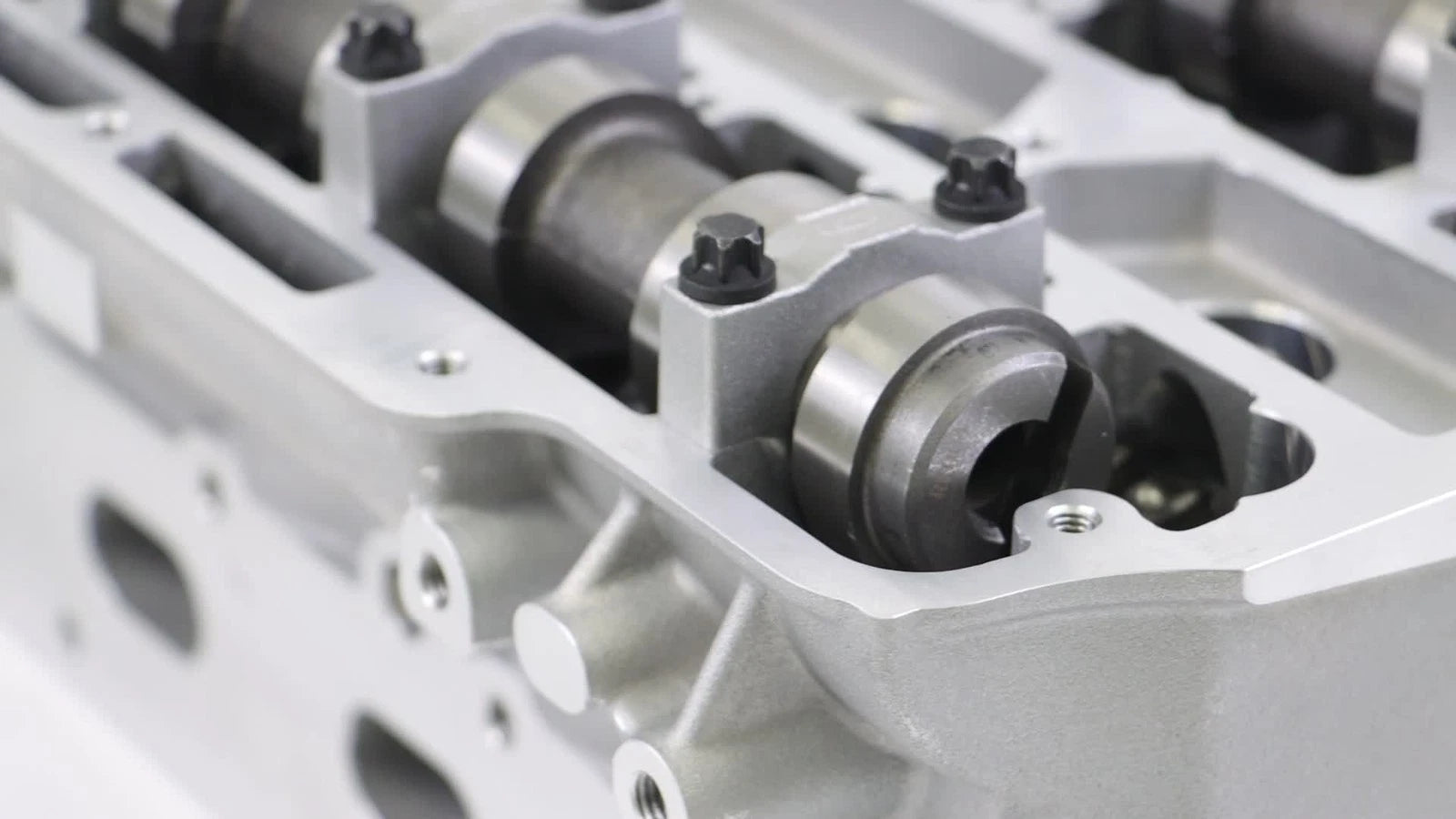 Cylinder Head Assembly 55565291 for Buick Chevrolet Cruze Sonic Trax (2013–2019)