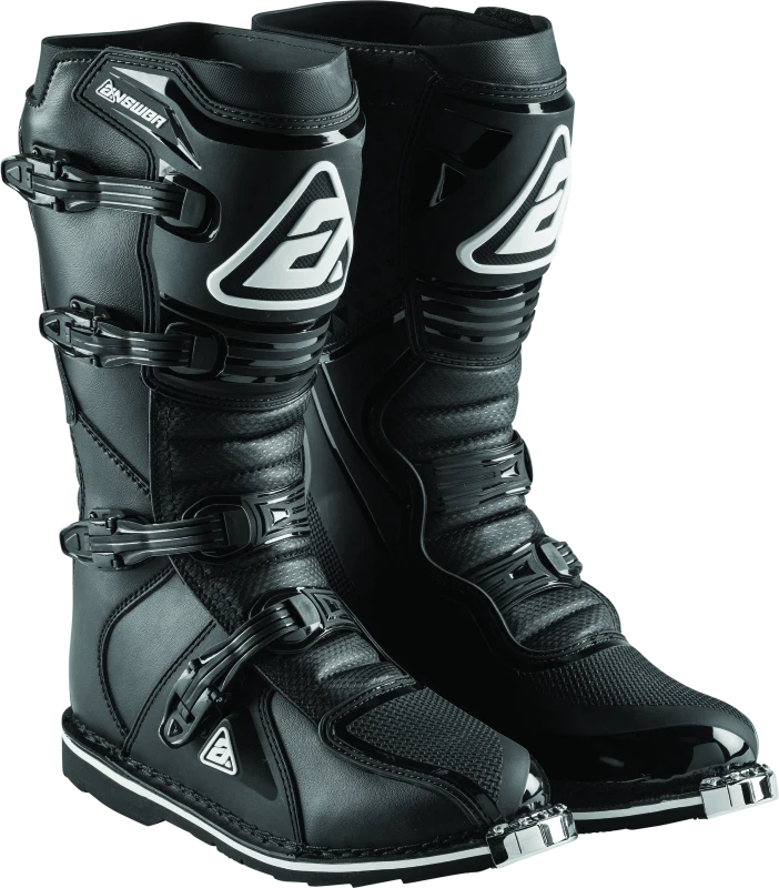 Boot for Answer AR1 (Size 8)
