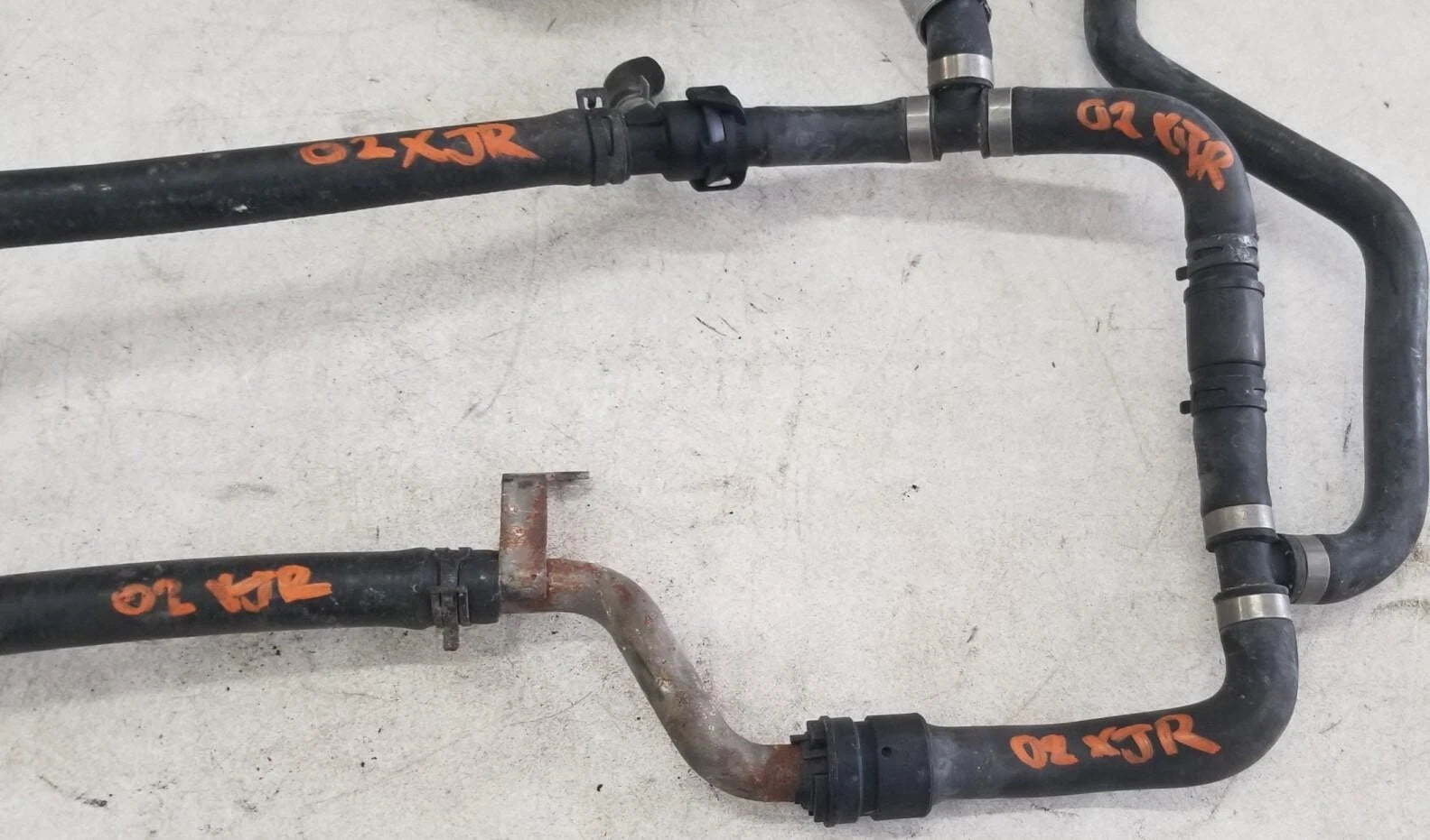 Rear Engine Coolant Hose Assembly for Jaguar XJR (1998–2003)