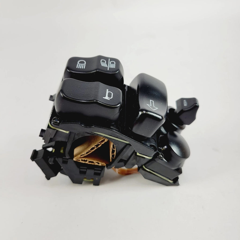 Backlit Left Switch Pack Hand Control for Harley CVO Road King (2021–2024) 71500564