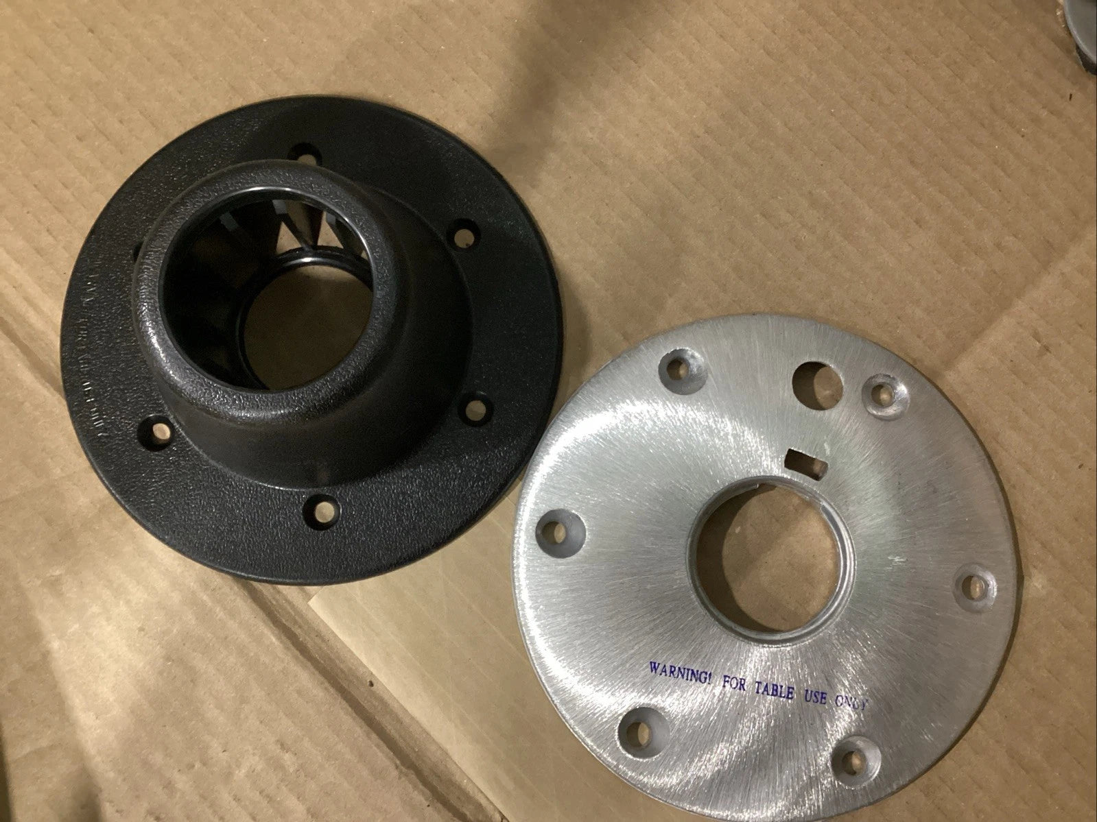 Round Boat Table for Springfield Marine (1690102)