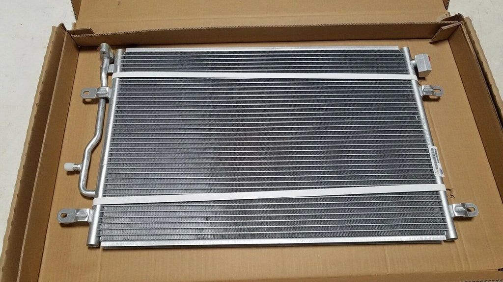 AC Condenser for Audi A4 Conv (2003–2007) 216048, 679-59433