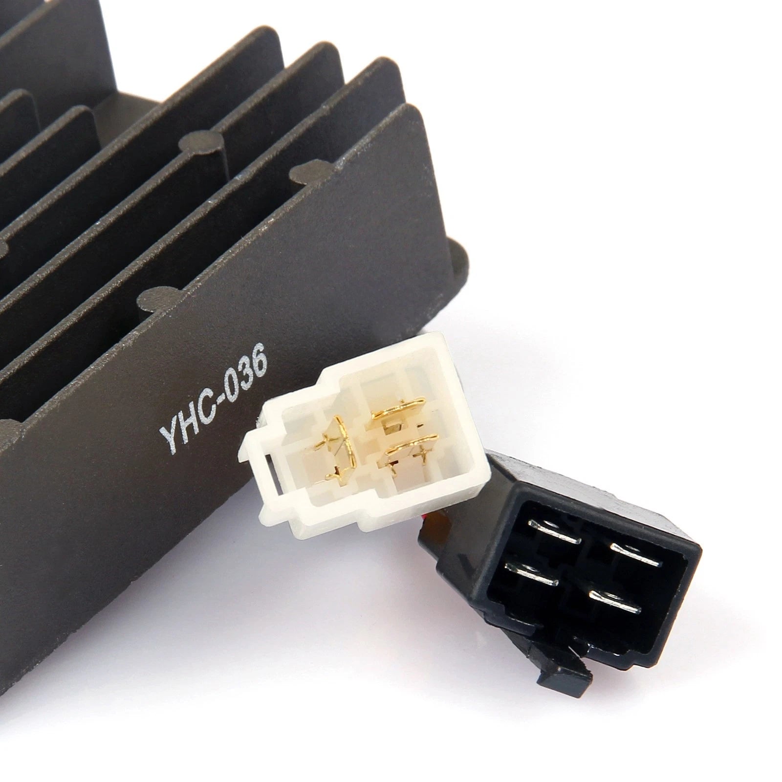 Voltage Regulator for Ducati 748 750 800 900 916 996 998 S4R Monster (1999–2012)