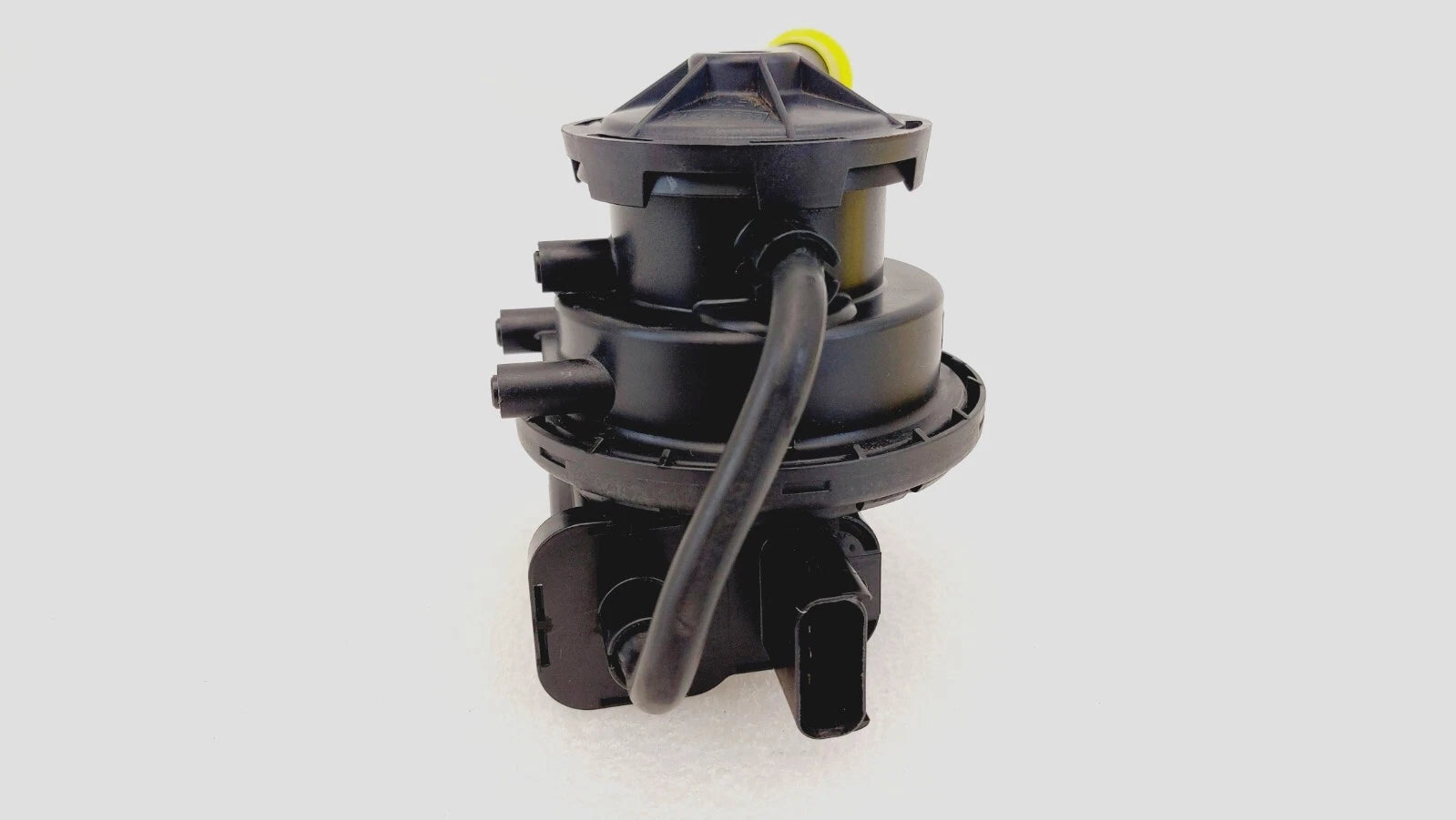 Emission Leak Detection Pump for Chrysler Sebring Dodge Stratus (2003–2004) 04891414AC