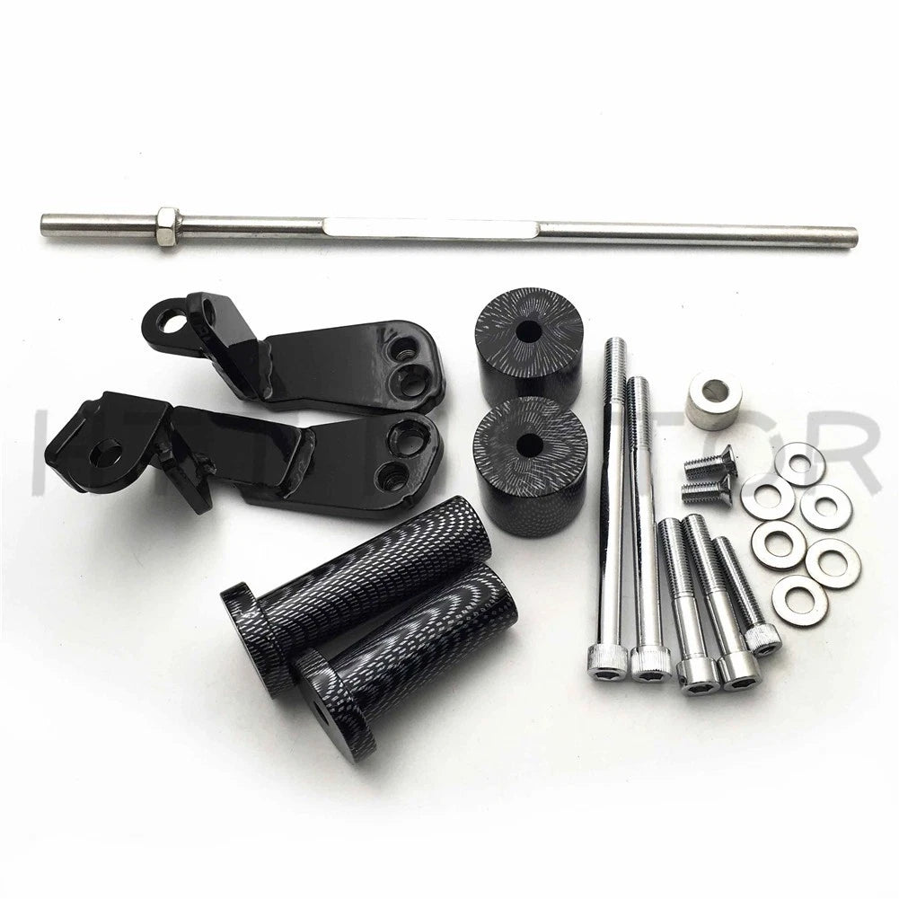 Carbon Fiber Frame Sliders for Suzuki Hayabusa GSXR 1300 (1999–2007)