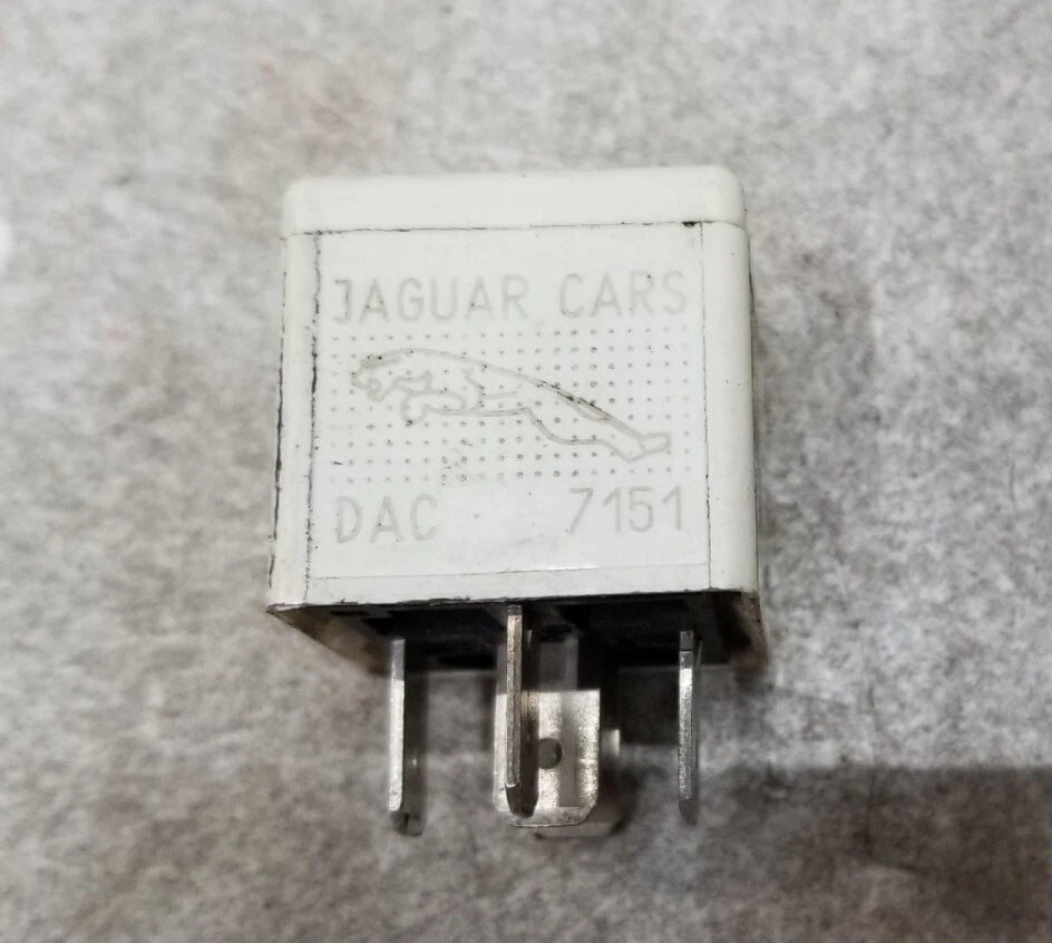 Relay DAC 7151 for Jaguar XJS XJ6 (1990–1996) 12V SIEMENS DAC7151