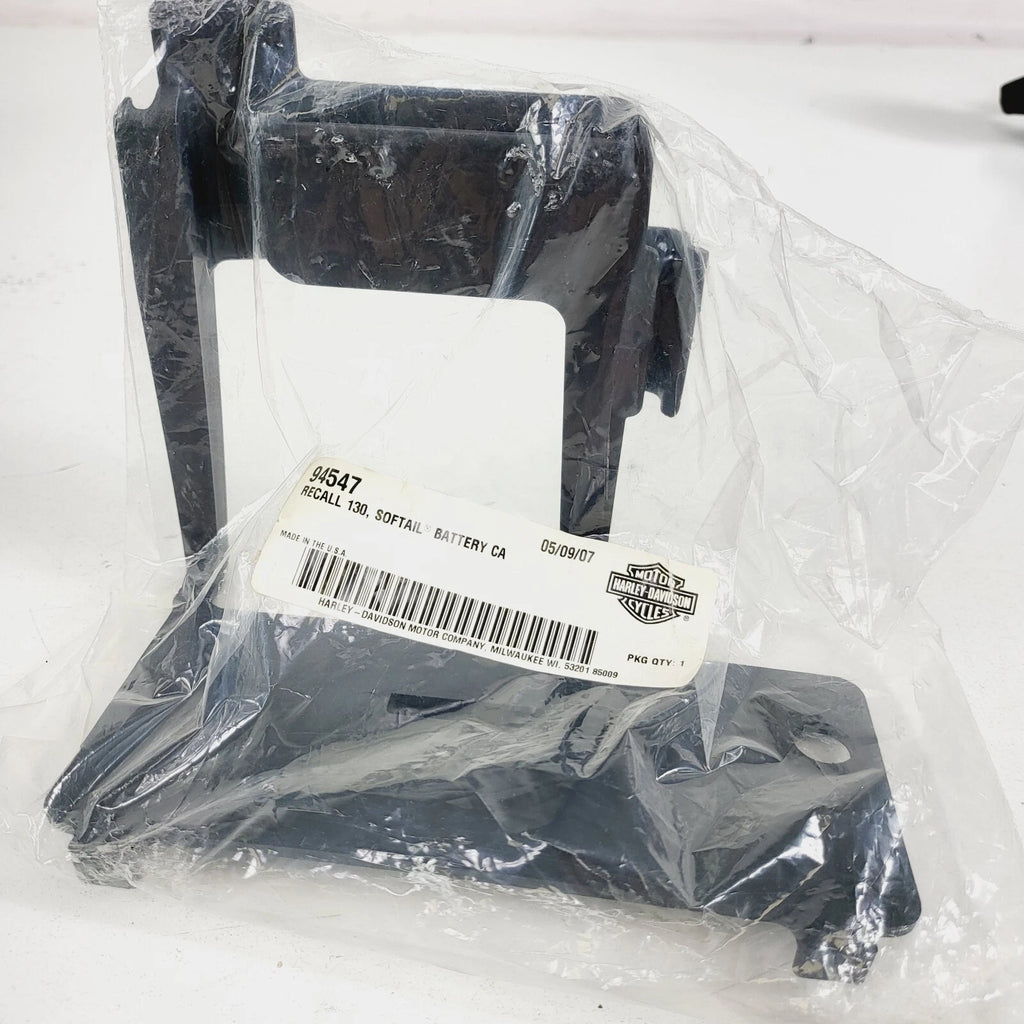 Battery Cover for Harley Davidson Softail (PN 94547)