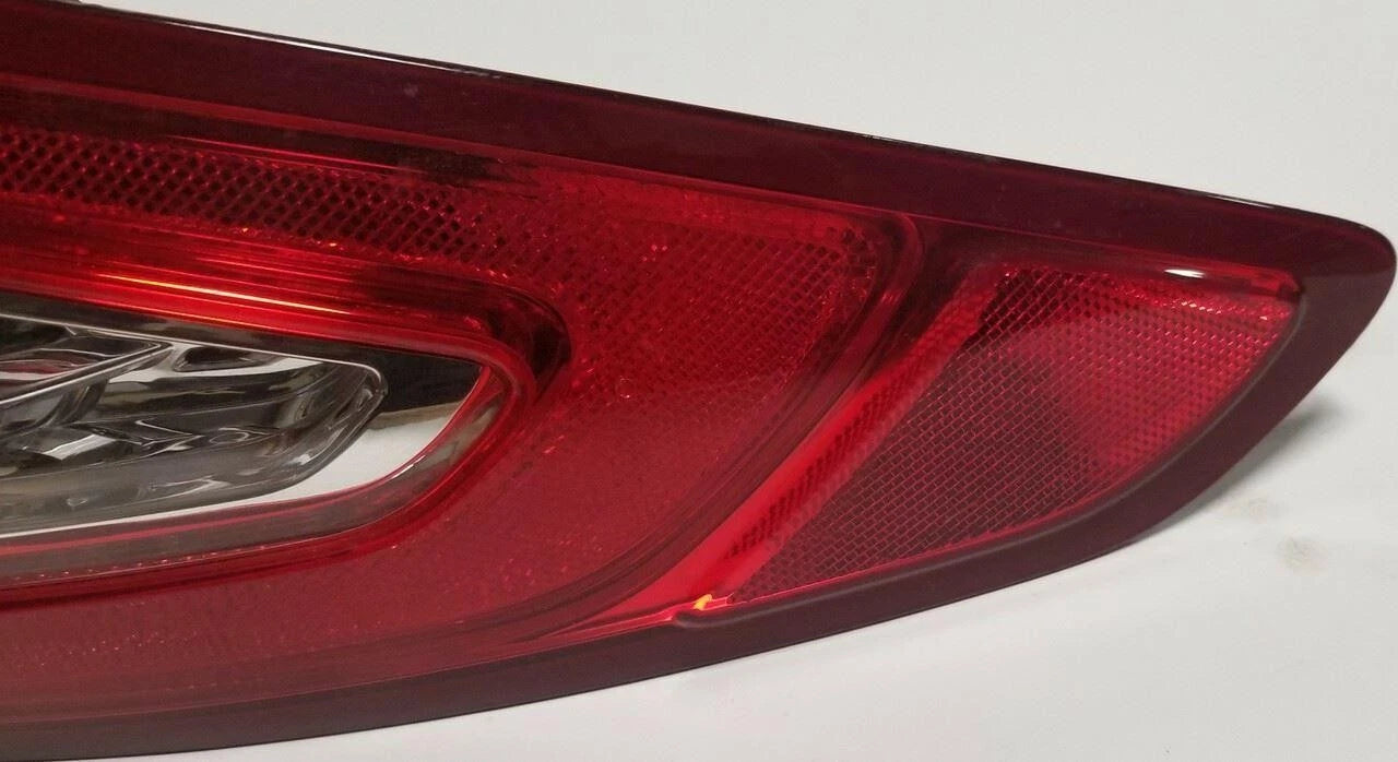 Right Taillight for Ford Fusion (2013–2016)