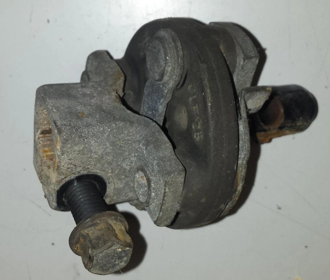 Steering Wheel Coupling Rag Joint for Thunderbird Cougar (1996–1997)