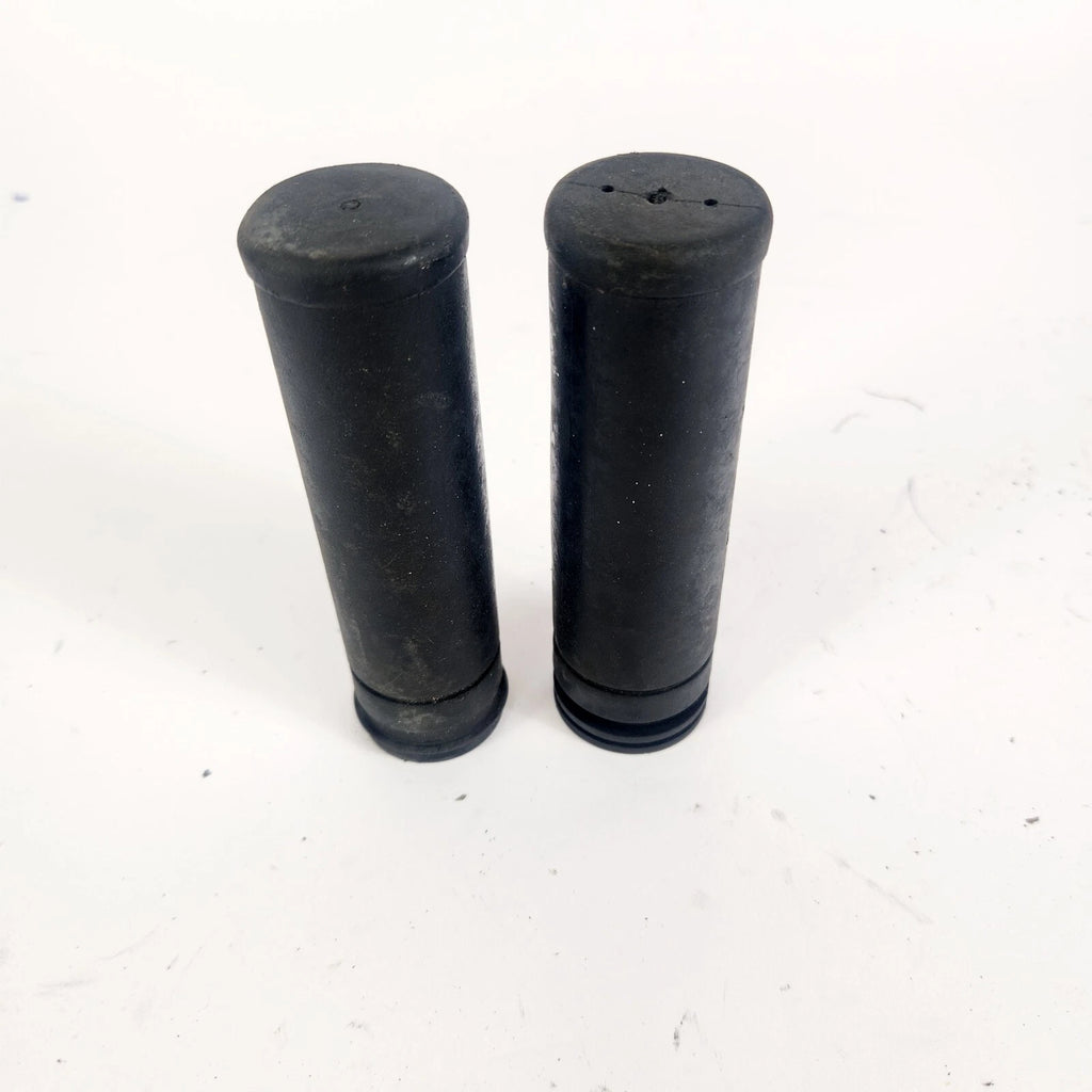 Set of 2 Rubber Grips for Harley (2008–2024) 56248-08 56304-08