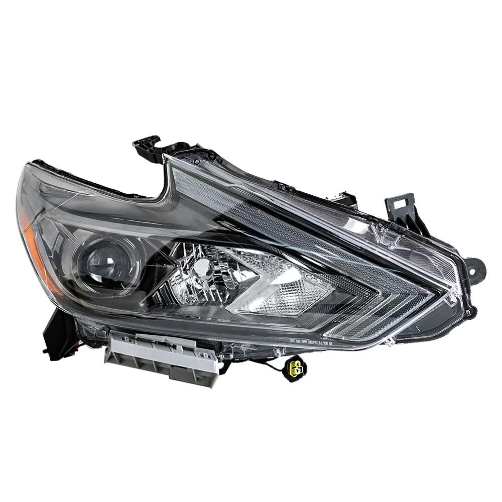 Right Side Headlight for Nissan Altima (2016–2018) Halogen Black Housing