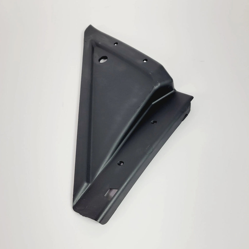 Retainer Splash Guard LH for Polaris Slingshot (2015–2024) 5453038