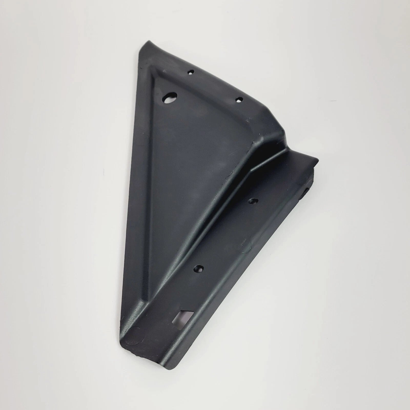 Retainer Splash Guard LH for Polaris Slingshot (2015–2024) 5453038