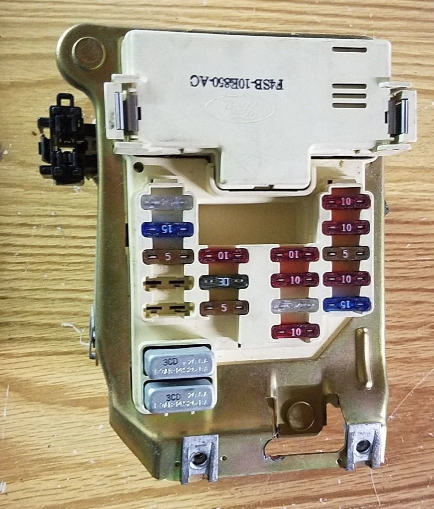 Dash Fuse Box for Ford Thunderbird Cougar (1994–1997) F4SB-10E850-AC