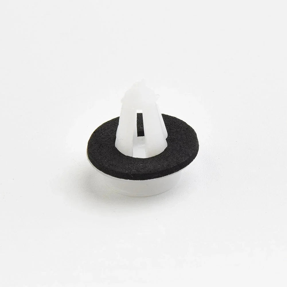 30Fastener-Clip Panel Retainer for Mercedes R129/W202/W203/W211 (1990–2009)