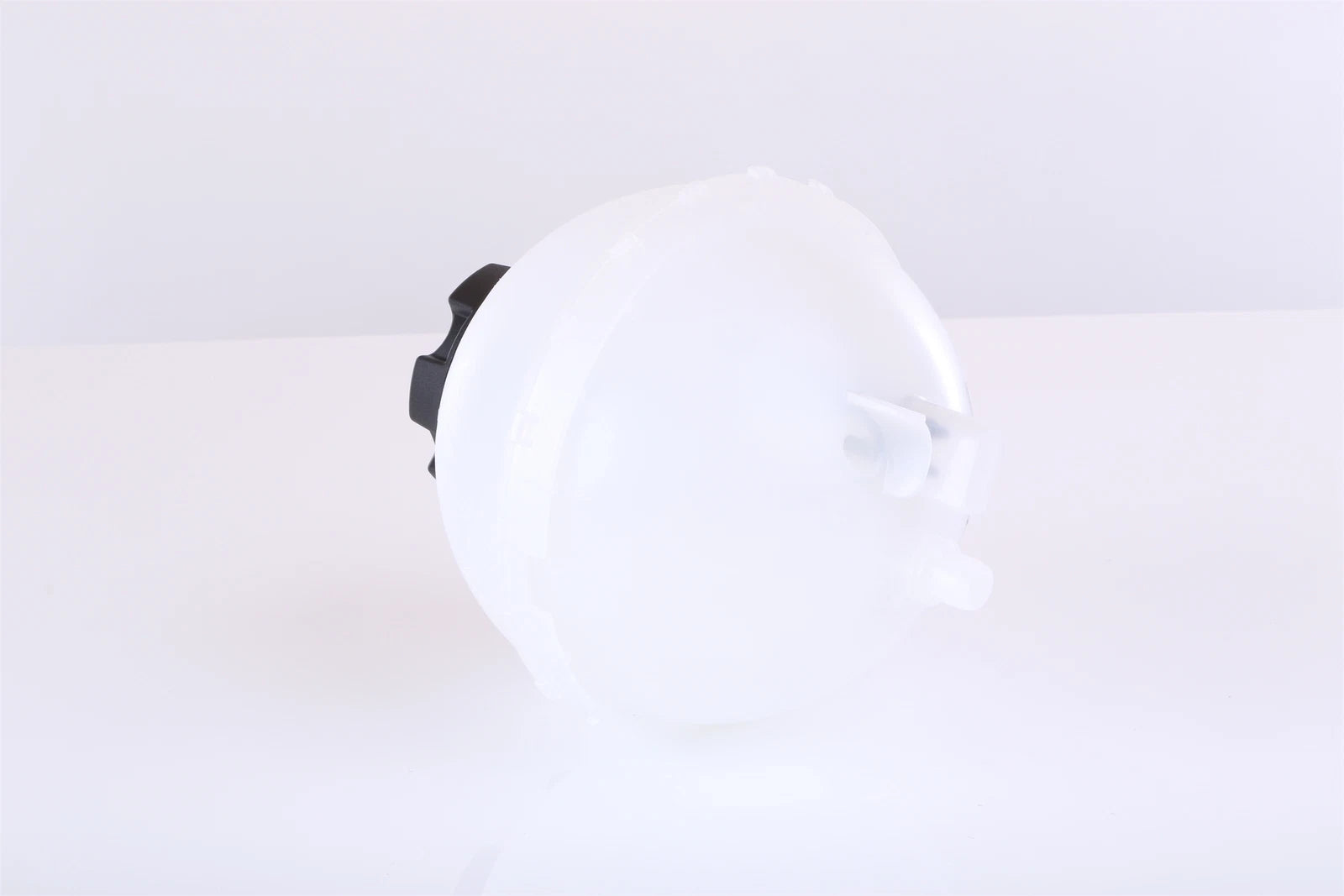 Nissens Engine Coolant Reservoir for Porsche 911 (996) (1999–2005)